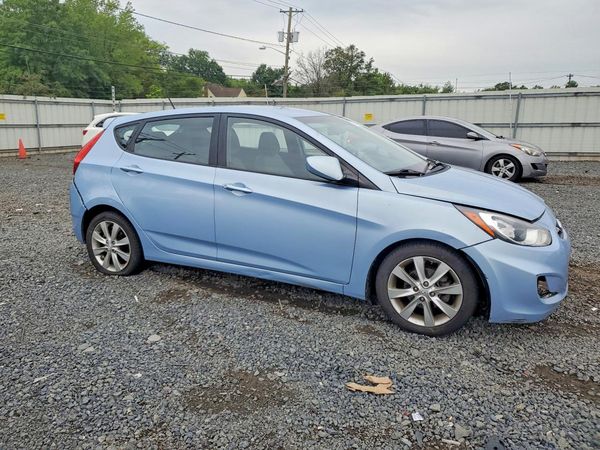 2012 HYUNDAI ACCENT