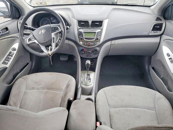 2012 HYUNDAI ACCENT