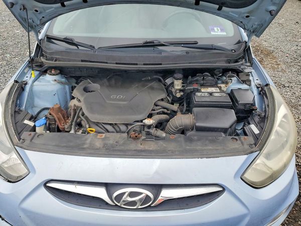 2012 HYUNDAI ACCENT