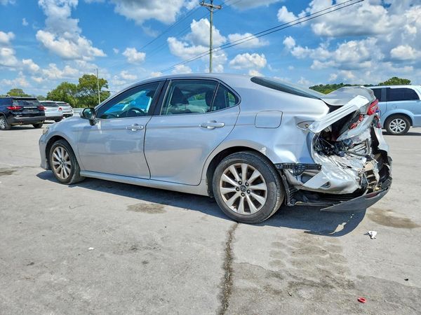 2018 TOYOTA CAMRY