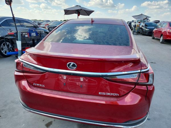 2025 LEXUS ES 300H