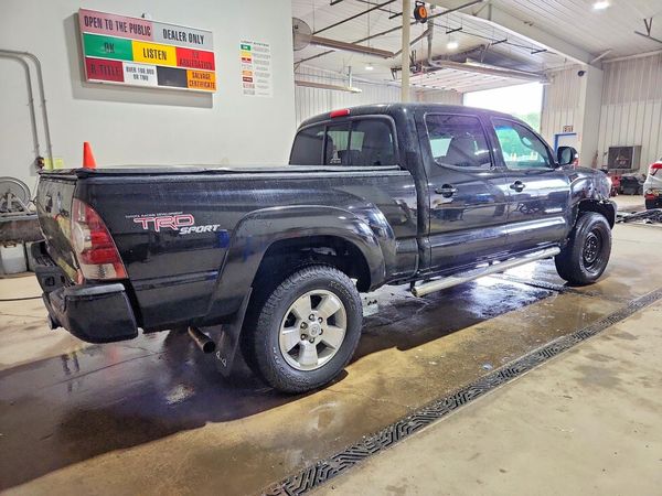 2013 TOYOTA TACOMA Delux