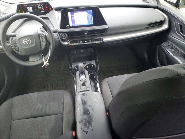 2024 TOYOTA PRIUS