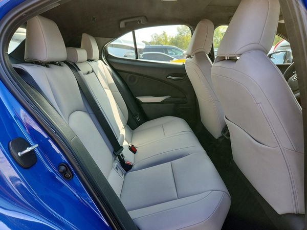 2025 LEXUS UX 300H