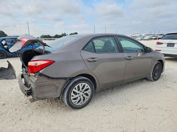 2017 TOYOTA COROLLA