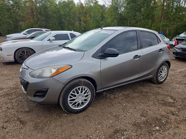 2012 MAZDA 2