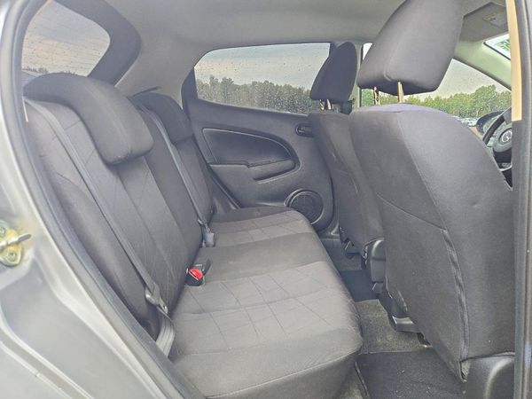 2012 MAZDA 2 Sport/GX