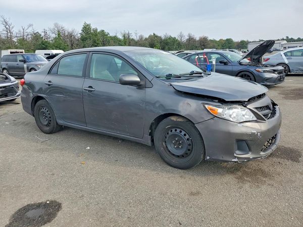 2012 TOYOTA COROLLA