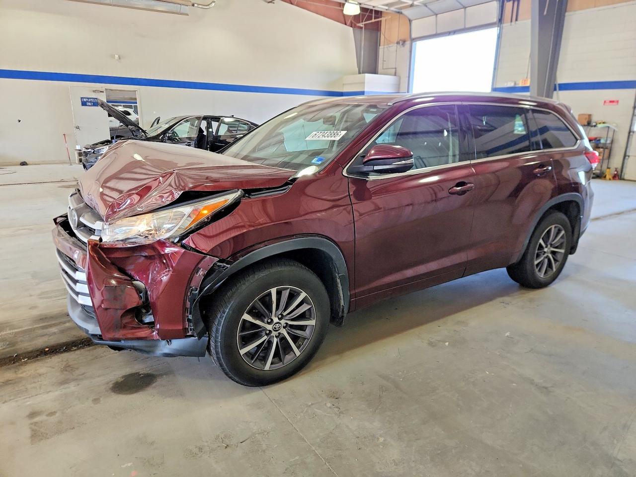 2017 TOYOTA HIGHLANDER SE/XLE