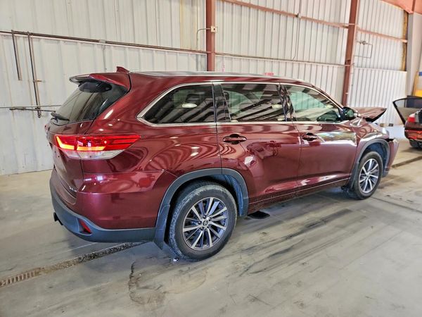 2017 TOYOTA HIGHLANDER SE/XLE