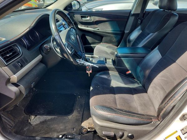 2015 TOYOTA CAMRY