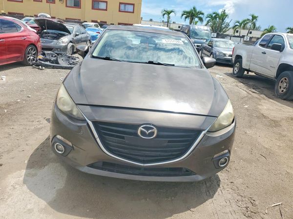 2015 MAZDA 3