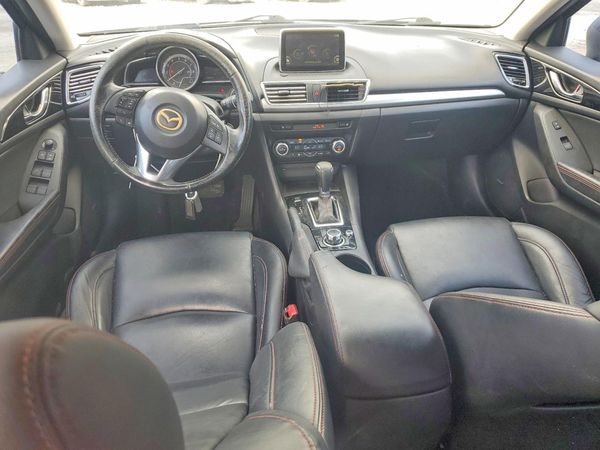 2015 MAZDA 3