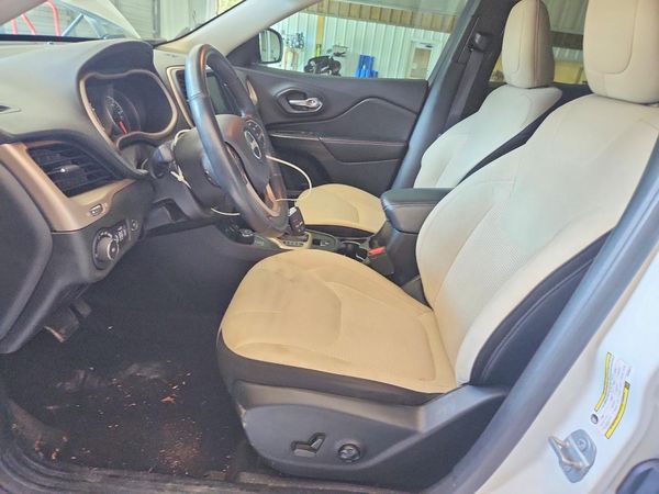 2017 JEEP CHEROKEE