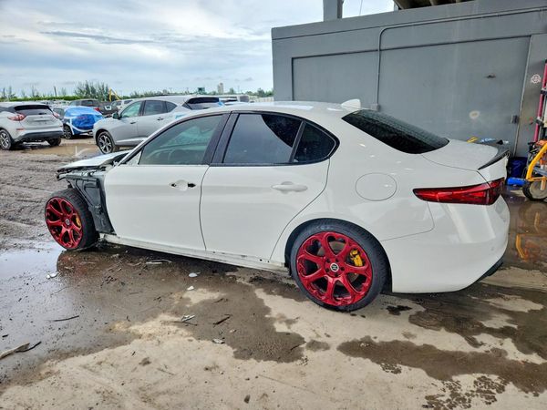 2020 ALFA ROMEO GIULIA