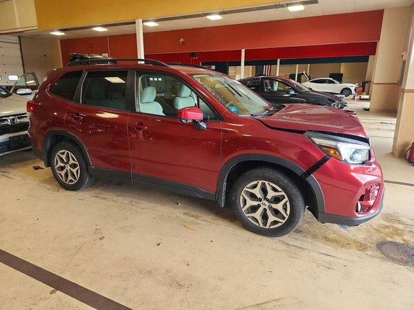 2021 SUBARU FORESTER