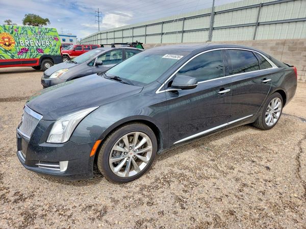2013 CADILLAC XTS Luxury