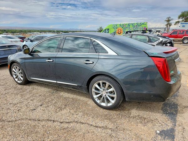 2013 CADILLAC XTS Luxury