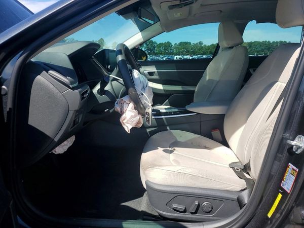 2022 HYUNDAI SONATA