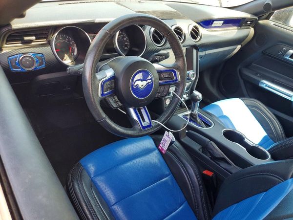 2022 FORD MUSTANG