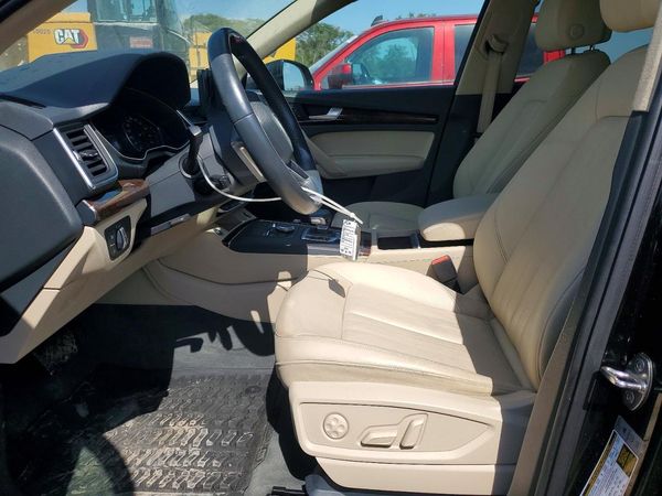 2020 AUDI Q5