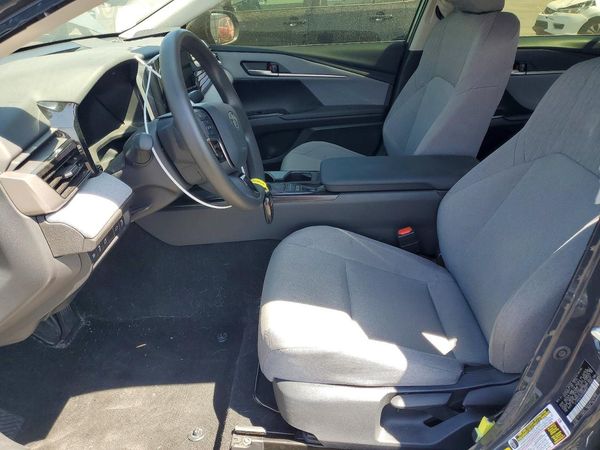 2025 TOYOTA CAMRY