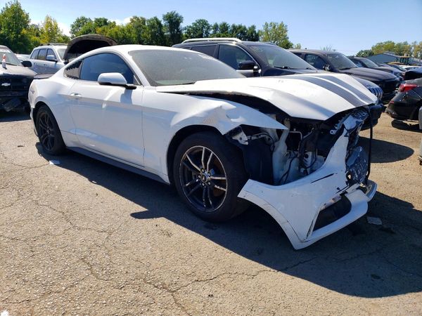 2017 FORD MUSTANG I4 Coupe — Passenger 3/4