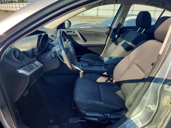 2013 MAZDA 3 Sport/GX