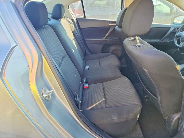 2013 MAZDA 3 Sport/GX