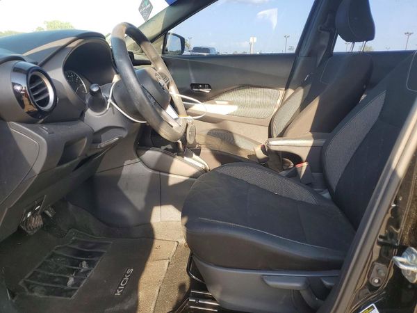 2019 NISSAN KICKS