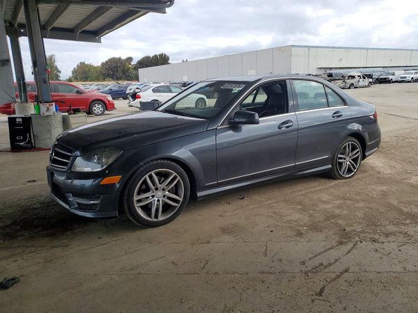 2014 MERCEDES-BENZ C
