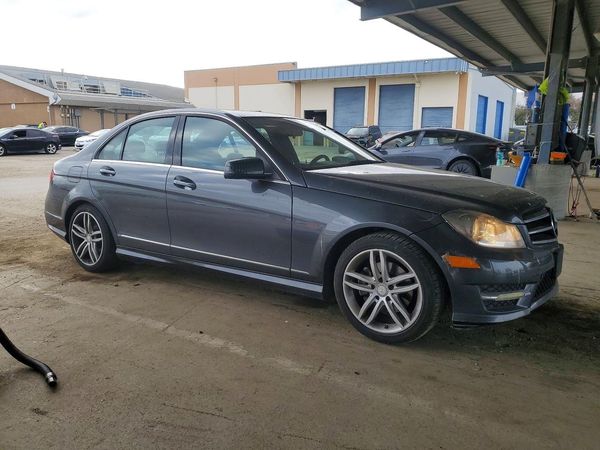2014 MERCEDES-BENZ C C250