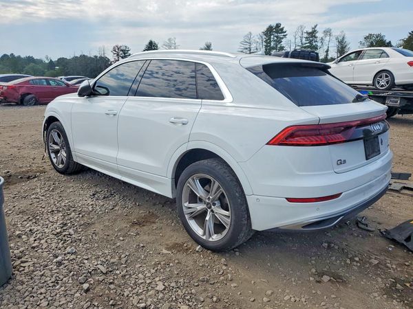 2023 AUDI Q8
