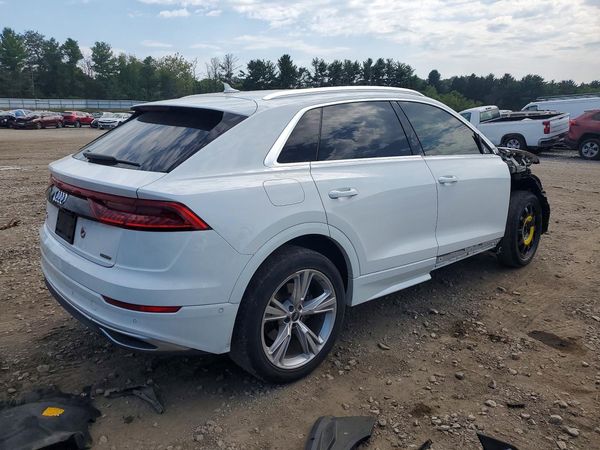 2023 AUDI Q8