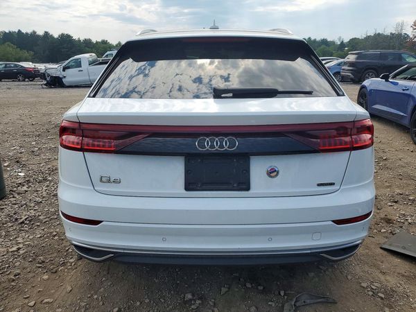 2023 AUDI Q8