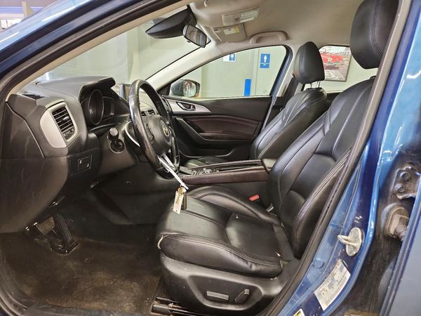 2017 MAZDA 3 Touring