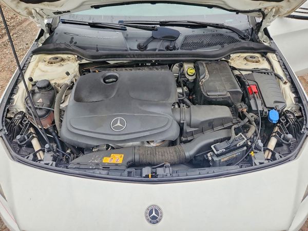 2019 MERCEDES-BENZ CLA