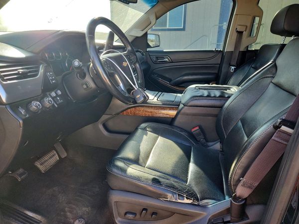 2015 CHEVROLET SUBURBAN LTZ — DENT