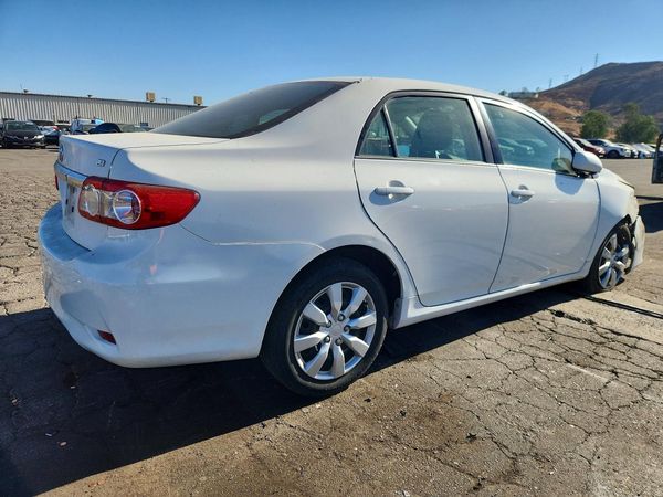 2012 TOYOTA COROLLA