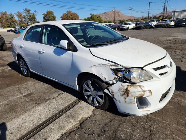 2012 TOYOTA COROLLA