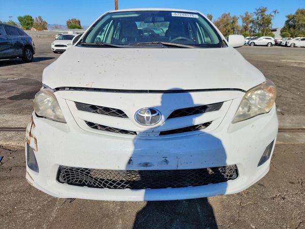 2012 TOYOTA COROLLA