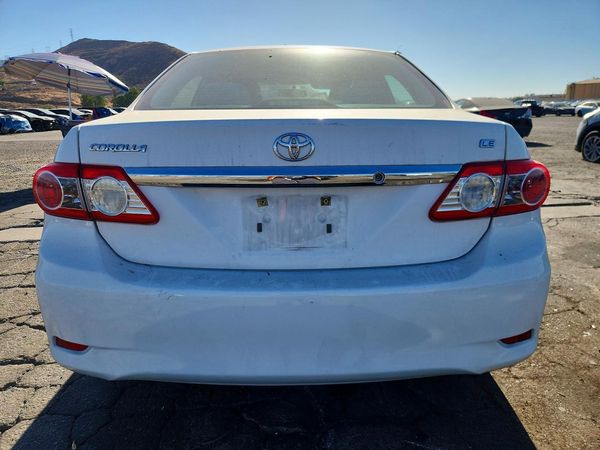 2012 TOYOTA COROLLA