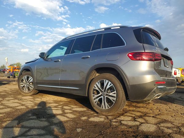 2025 MERCEDES-BENZ GLB