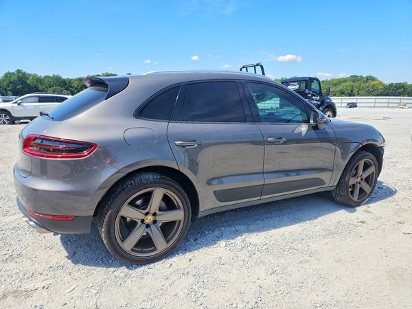 2018 PORSCHE MACAN Macan S