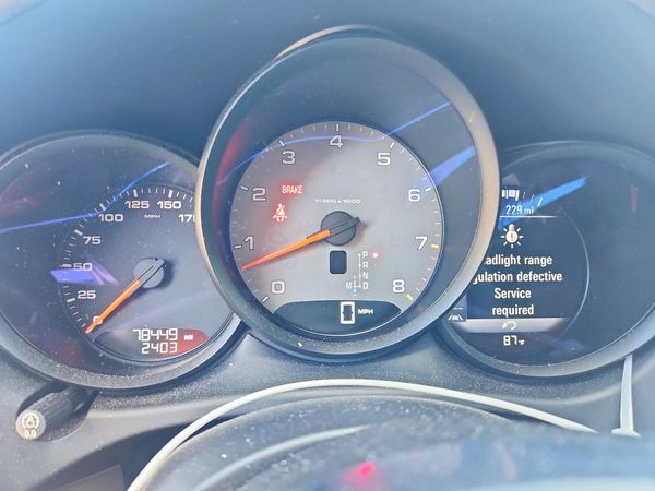 2018 PORSCHE MACAN Macan S