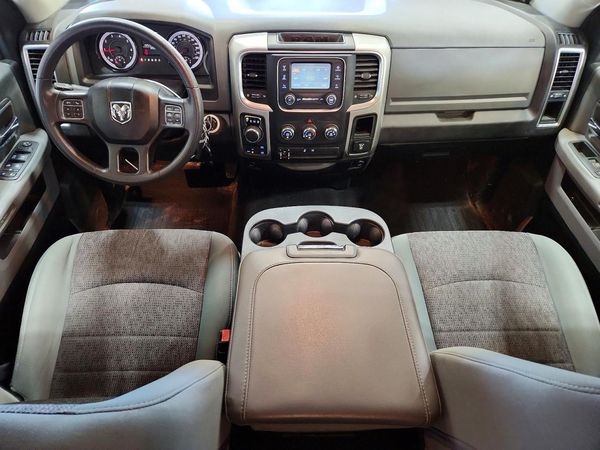 2018 RAM 1500 SLT