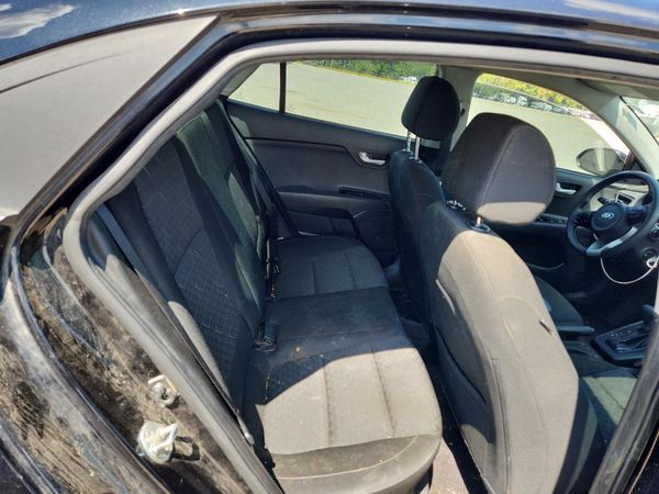 2021 KIA RIO