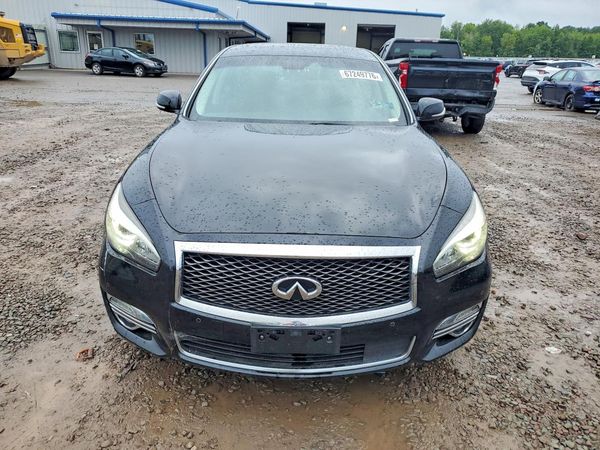 2018 INFINITI Q70L