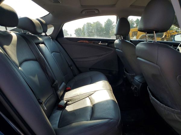 2012 HYUNDAI SONATA