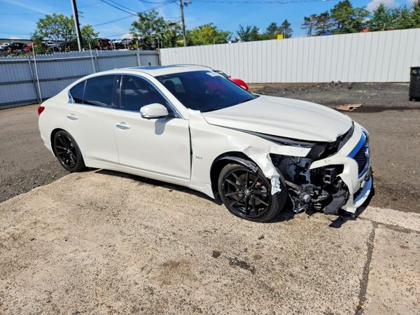 2017 INFINITI Q50